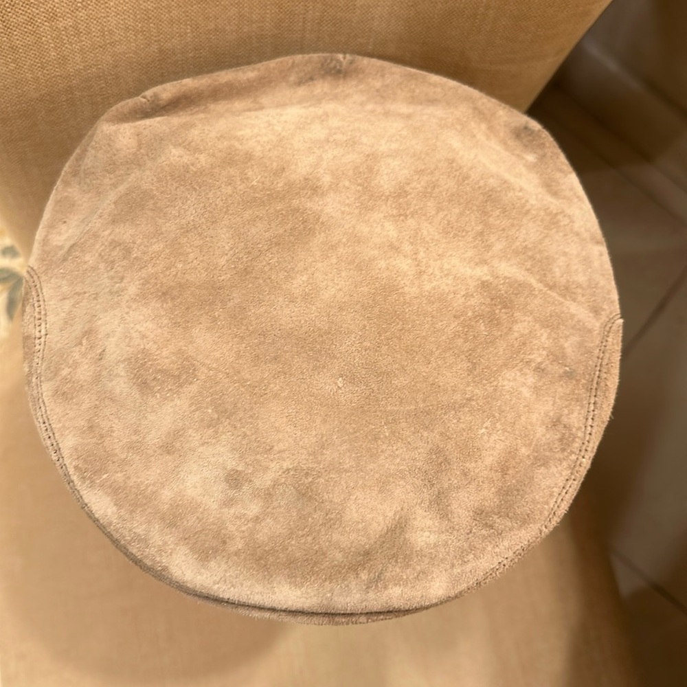 VINTAGE 🎩 LLBEAN MENS TAN SUEDE SIZE LARGE NEWBOY CAP WITH TWO SNAPS ON BRIM
